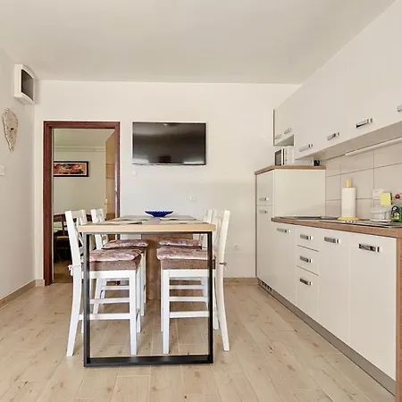 Maja Two Apartment Novigrad Istria
